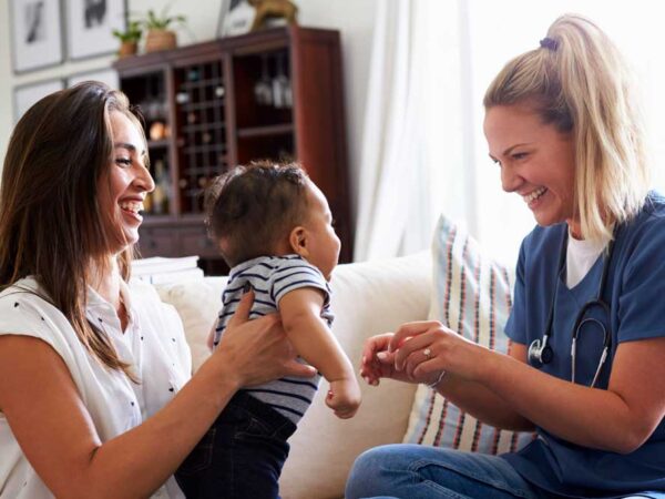 https://pioneermedical.ae/ar/wp-content/uploads/2023/08/Home-Mother-And-Child-Care-600x450.jpg